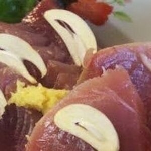 紫蘇の穂入り✨香味野菜たっぷり～炙り鰹のたたき